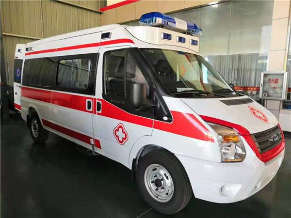 白水县福特V362救护车